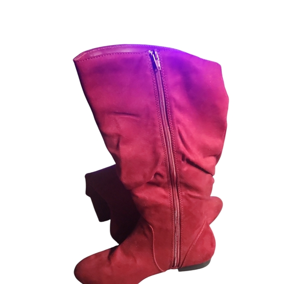 Red Gradient Heeled Boots 8W women's - Picture 5 of 9
